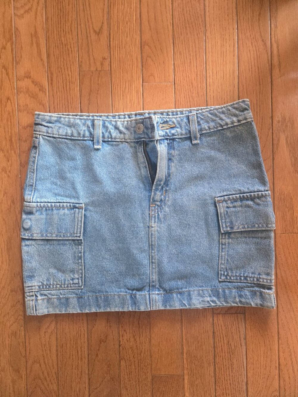 Levis cargo denim skirt sz 25